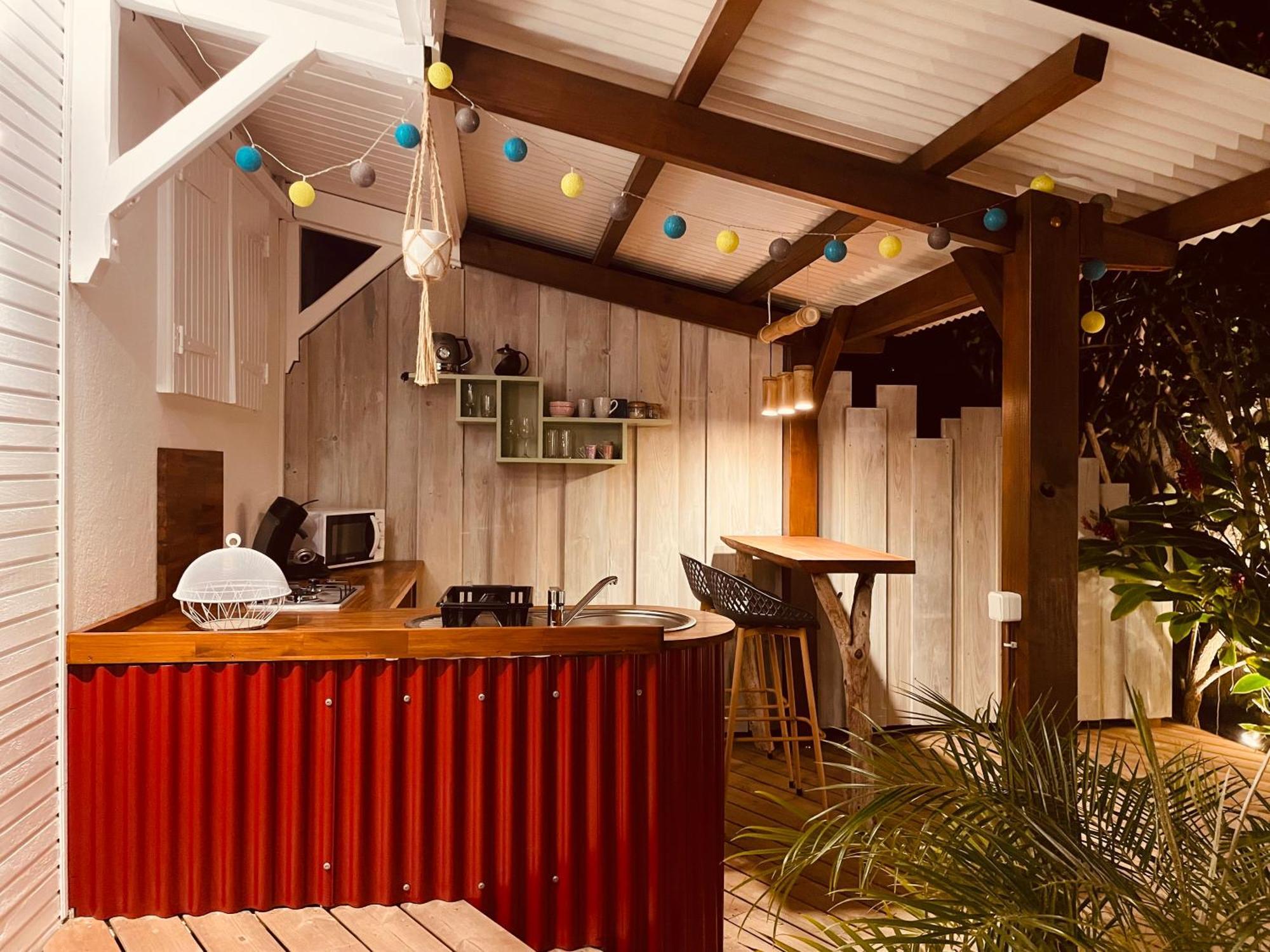 Les Coulirooms - Suite Avec Jacuzzi Et Grande Terrasse Sainte-Anne  Luaran gambar