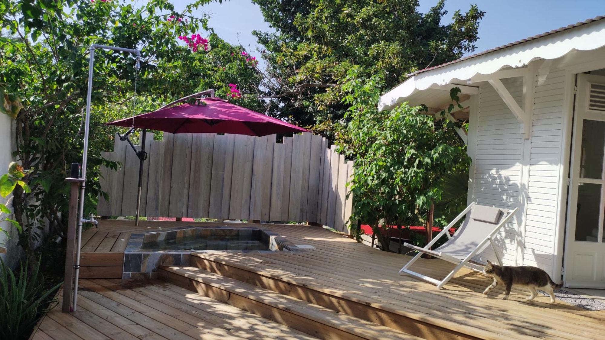 Les Coulirooms - Suite Avec Jacuzzi Et Grande Terrasse Sainte-Anne  Luaran gambar